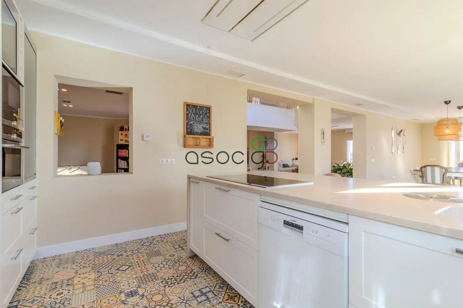 Kitchen of Houses for sale in Cabanillas del Campo  with Air Conditioner, Heating and Storage room