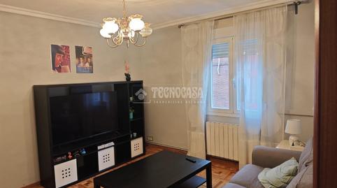 Foto 5 de Piso de alquiler en Berruguete,  Madrid Capital