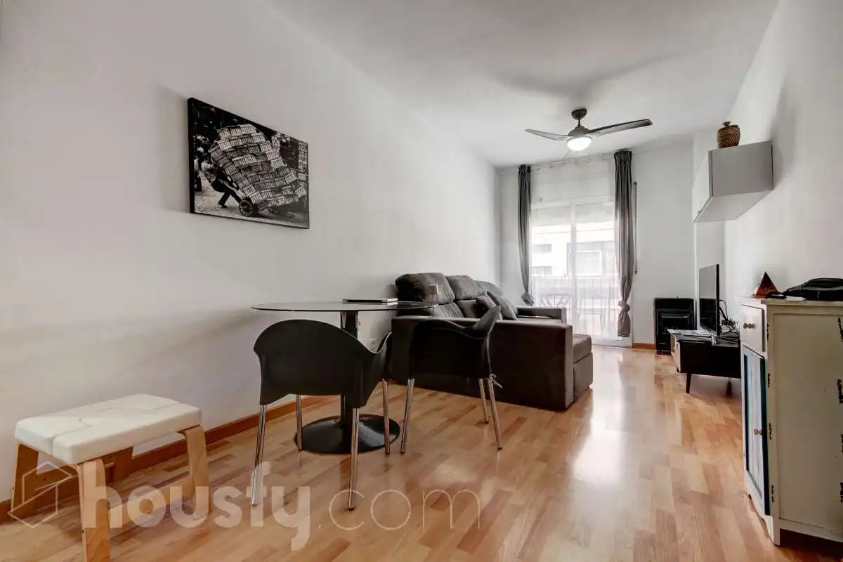 Sala de estar de Piso en venta en Terrassa con Aire acondicionado, Calefacción y Parquet