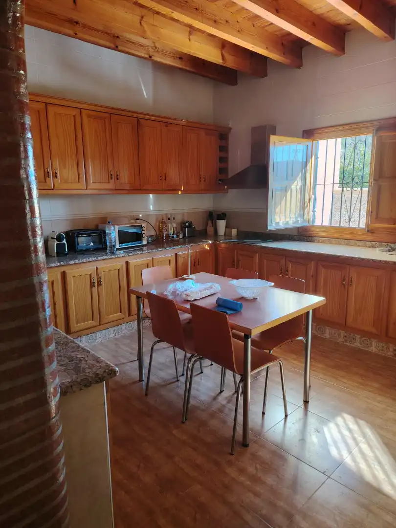Cuina de Finca rústica en venda en Dalías amb Aire condicionat, Jardí privat i Terrassa