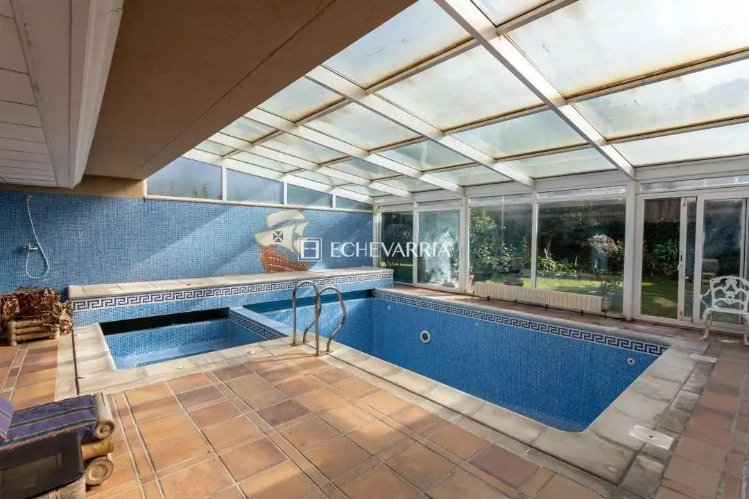 Swimming pool of Flat for sale in Getxo   with Heating, Private garden and Terrace