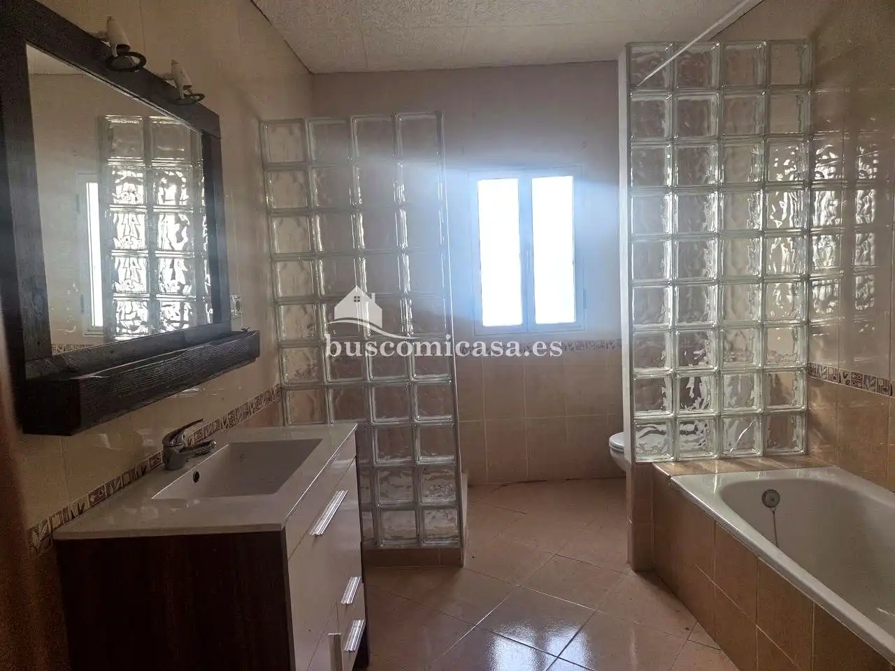 Baño de Casa adosada en venta en Arjona con Terraza