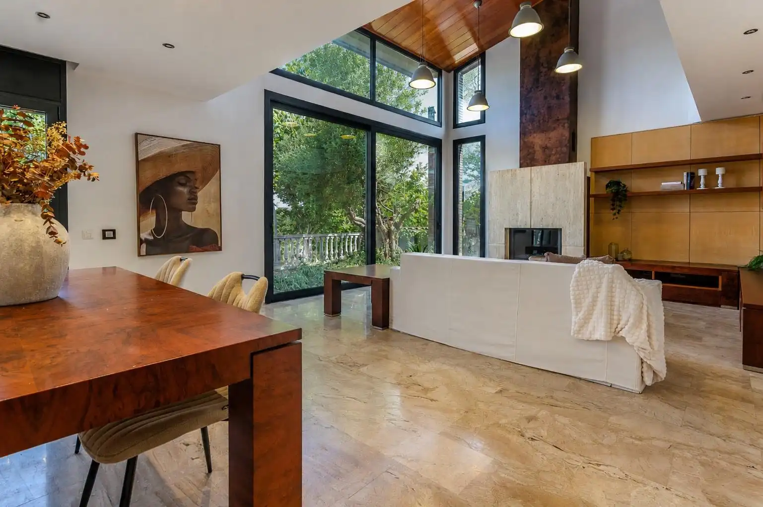 Comedor de Casa o chalet en venta en Cerdanyola del Vallès con Aire acondicionado, Calefacción y Jardín privado