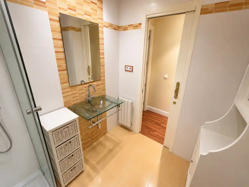 Baño de Piso en venta en Madrid con Aire acondicionado, Calefacción y Terraza
