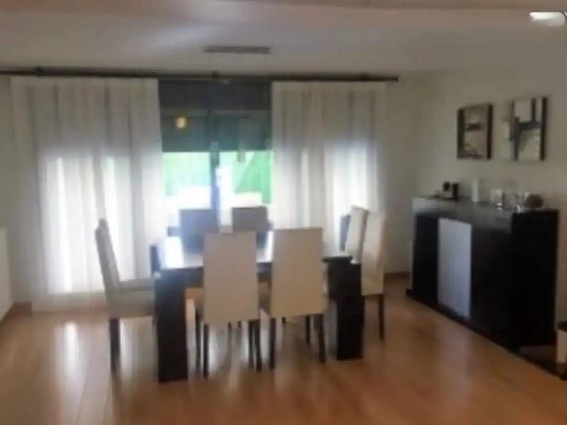 Comedor de Casa o chalet en venta en Parla con Aire acondicionado, Jardín privado y Parquet