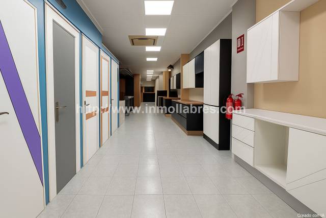 Local comercial en Alquiler en Gran Via de Colom