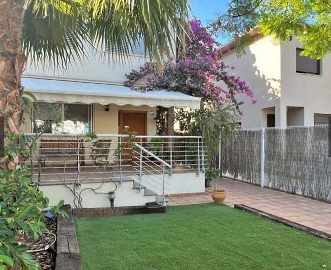 Jardín de Casa o chalet de alquiler en Benicasim / Benicàssim con Aire acondicionado, Calefacción y Jardín privado