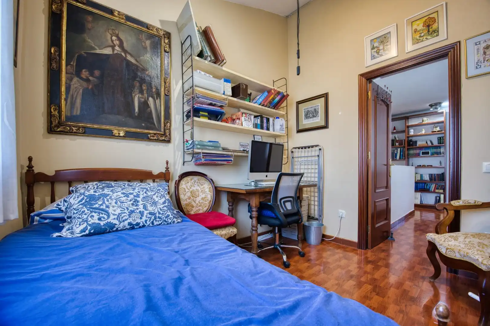 Habitación de Casa adosada en venta en Mairena del Aljarafe con Aire acondicionado, Terraza y Trastero
