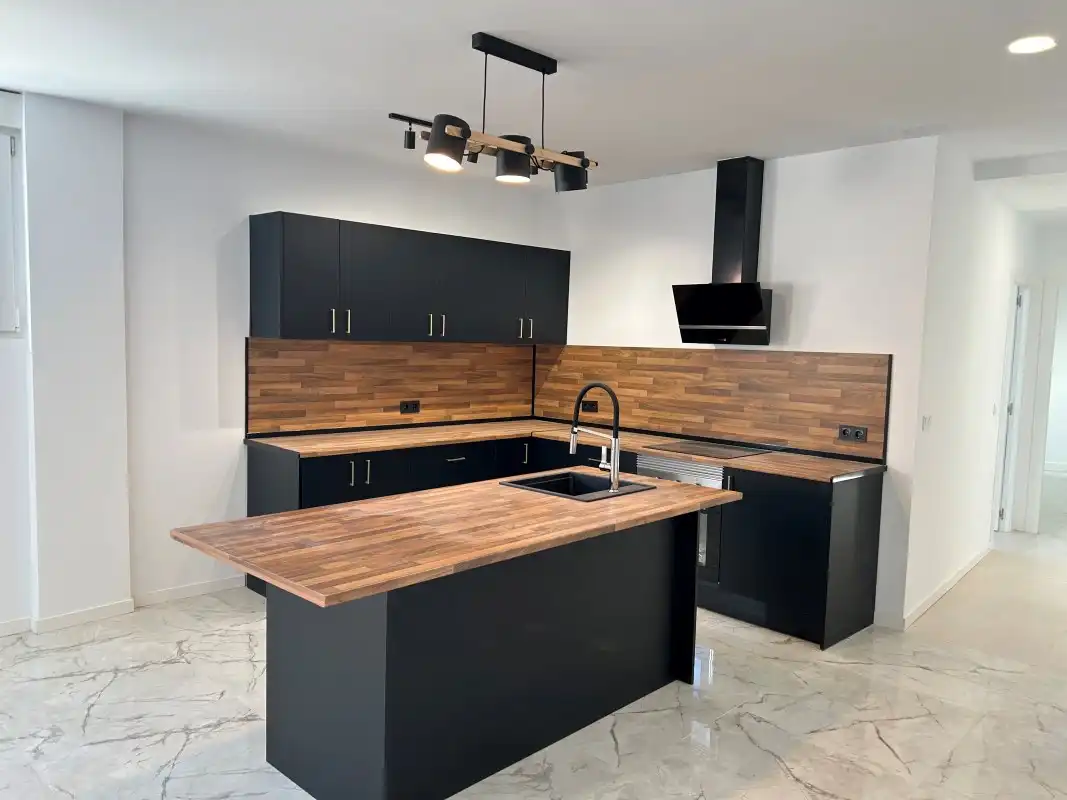 Cocina de Piso en venta en Piles con Aire acondicionado