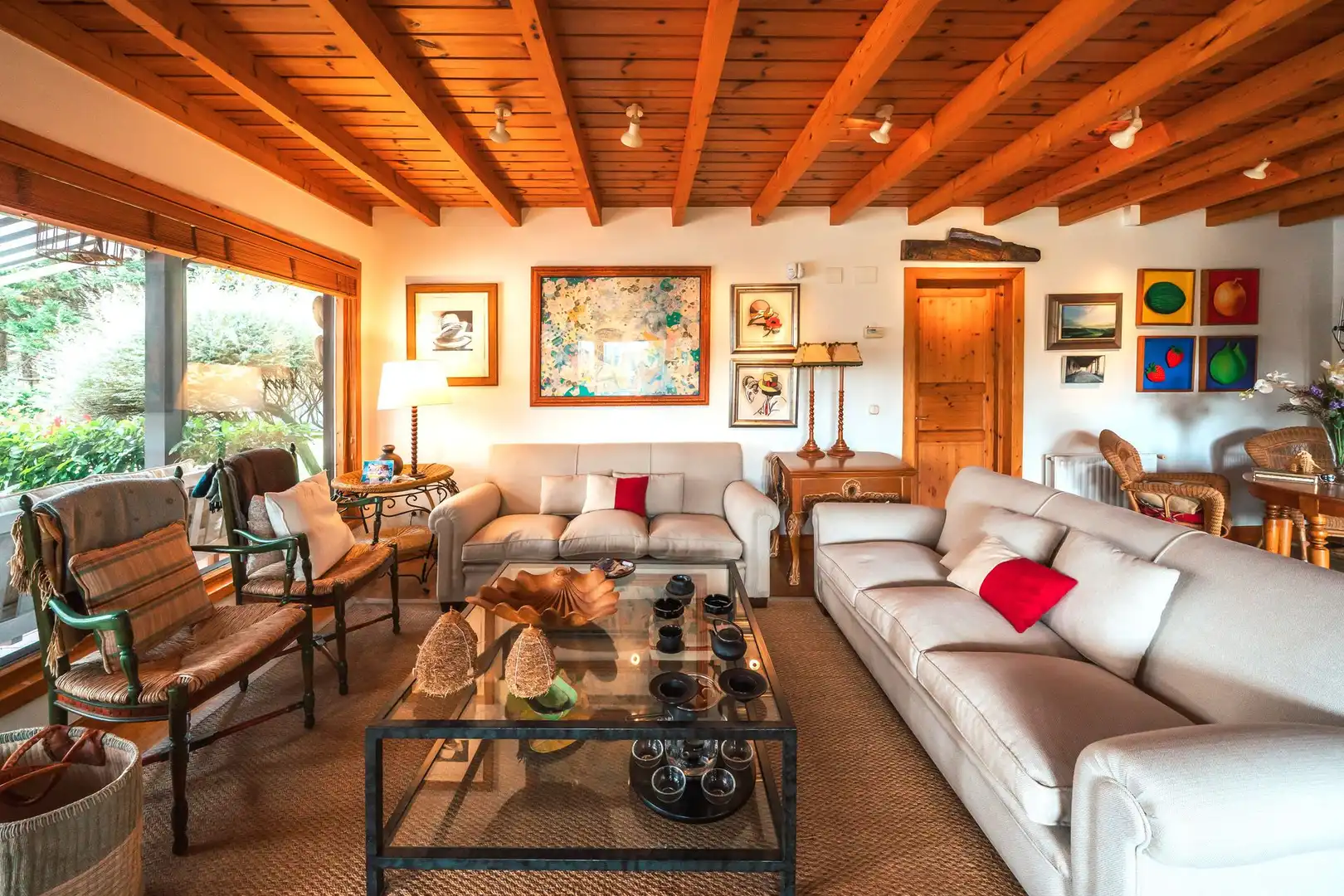 Sala de estar de Casa o chalet en venta en Fruiz con Aire acondicionado, Calefacción y Jardín privado