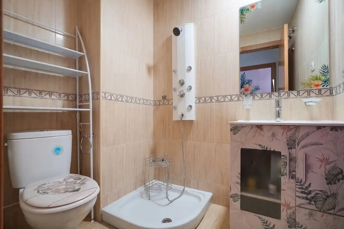Baño de Casa adosada en venta en Villalbilla con Aire acondicionado, Calefacción y Terraza