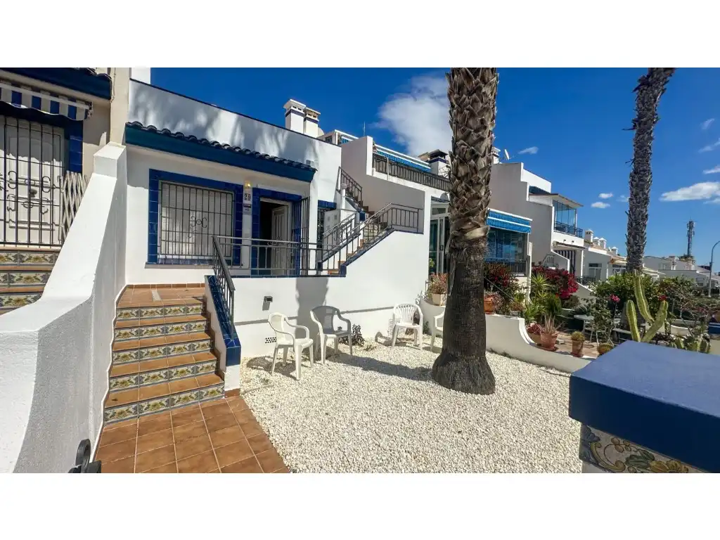 Casa amb jardí en venda a Orihuela Costa, imagen 2