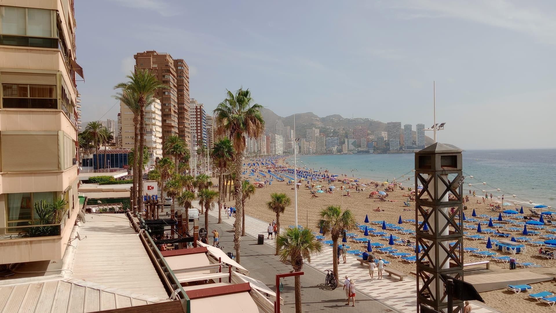 Vista exterior de Pis en venda en Benidorm amb Aire condicionat, Calefacció i Terrassa