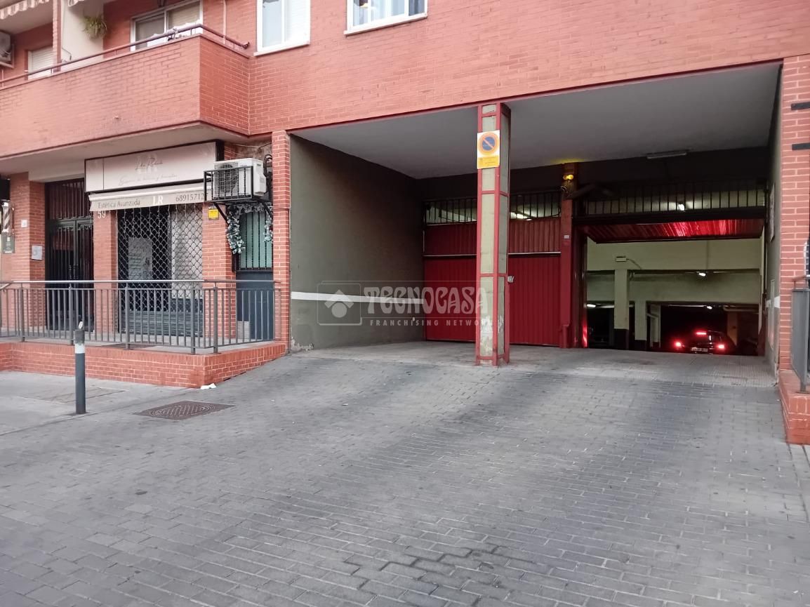 Vista exterior de Garatge en venda en Alcobendas