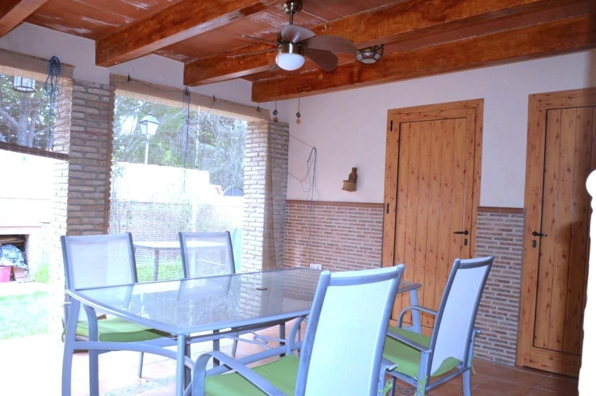 Terrassa de Casa adosada en venda en Chiclana de la Frontera amb Aire condicionat, Calefacció i Jardí privat