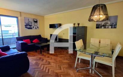 Living room of Flat for sale in  Madrid Capital  with Heating and Terrace