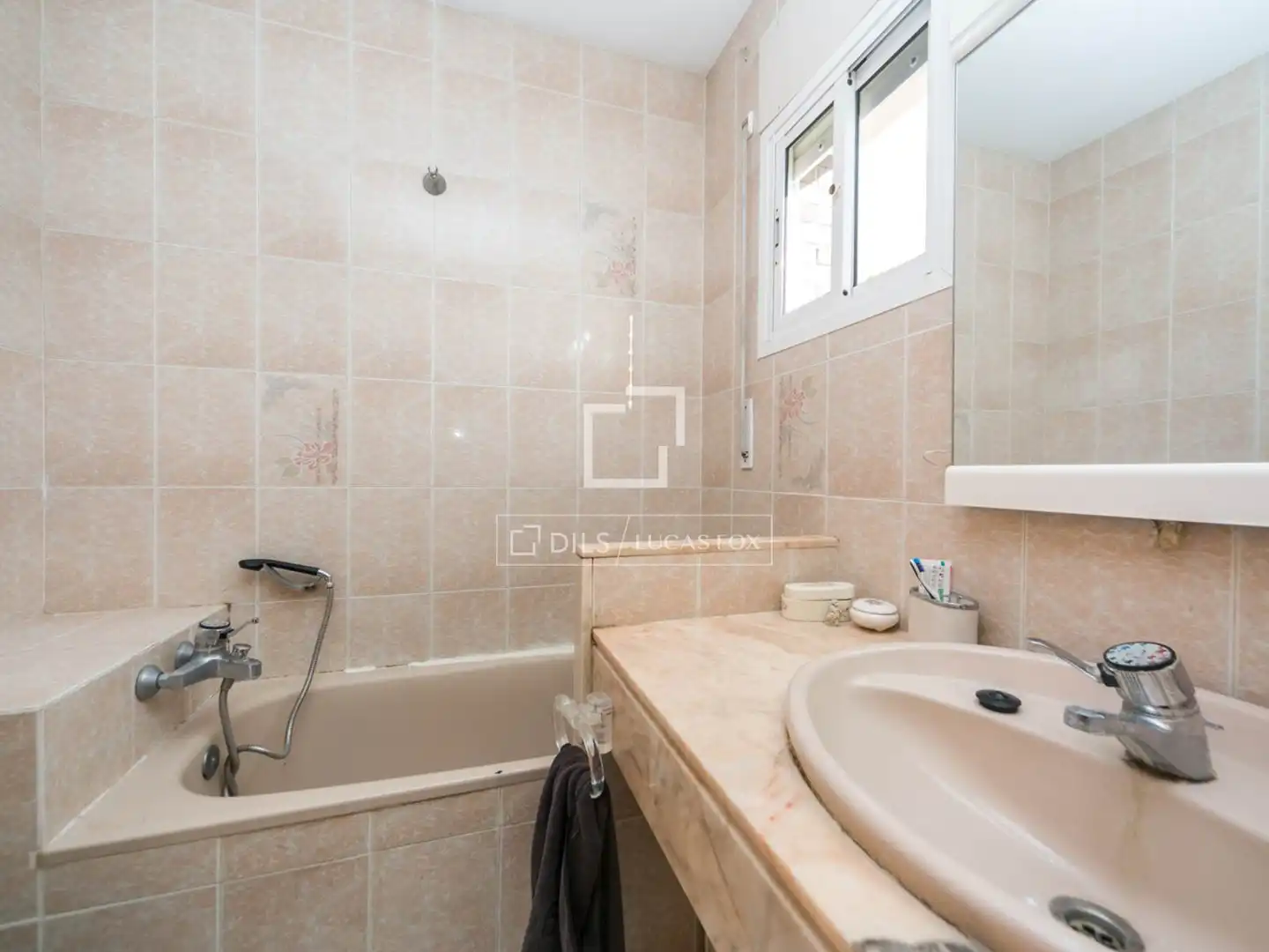 Bathroom of Houses for sale in Castelldefels  with Private garden, Terrace and Swimming Pool