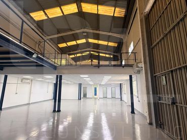 Nau industrial de lloguer a Riba-roja de Túria