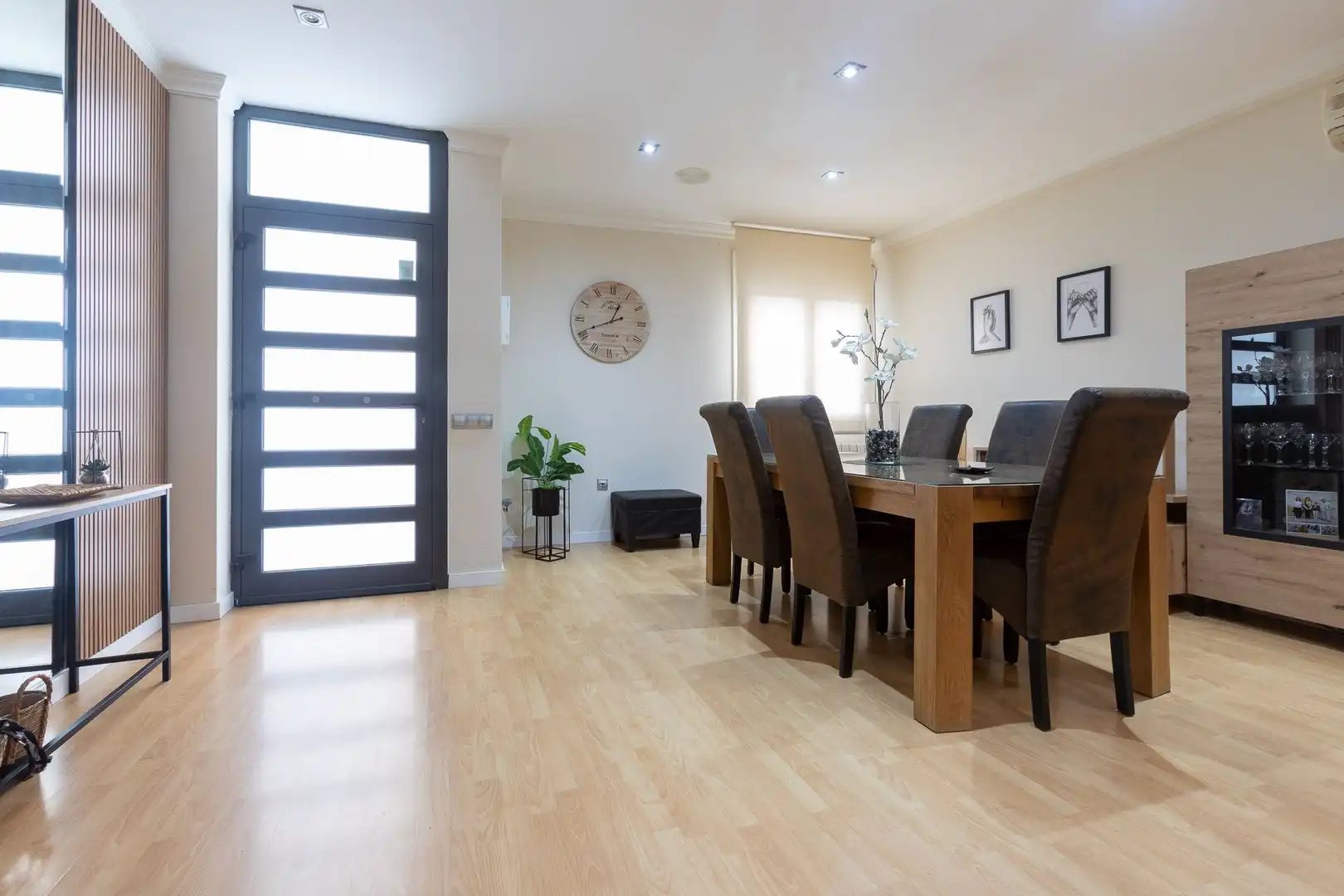 Esszimmer von Einfamilien-Reihenhaus zum Verkauf in Roses mit Klimaanlage, Heizung und Terrasse