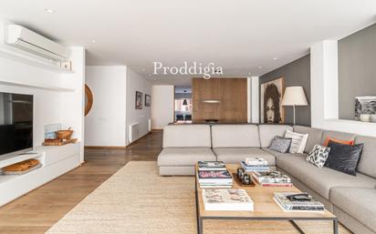 Flat for sale in Nena Casas, Les Tres Torres