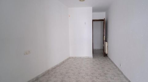 Foto 3 de Piso en venta en Flores de Sil - La Placa, Ponferrada