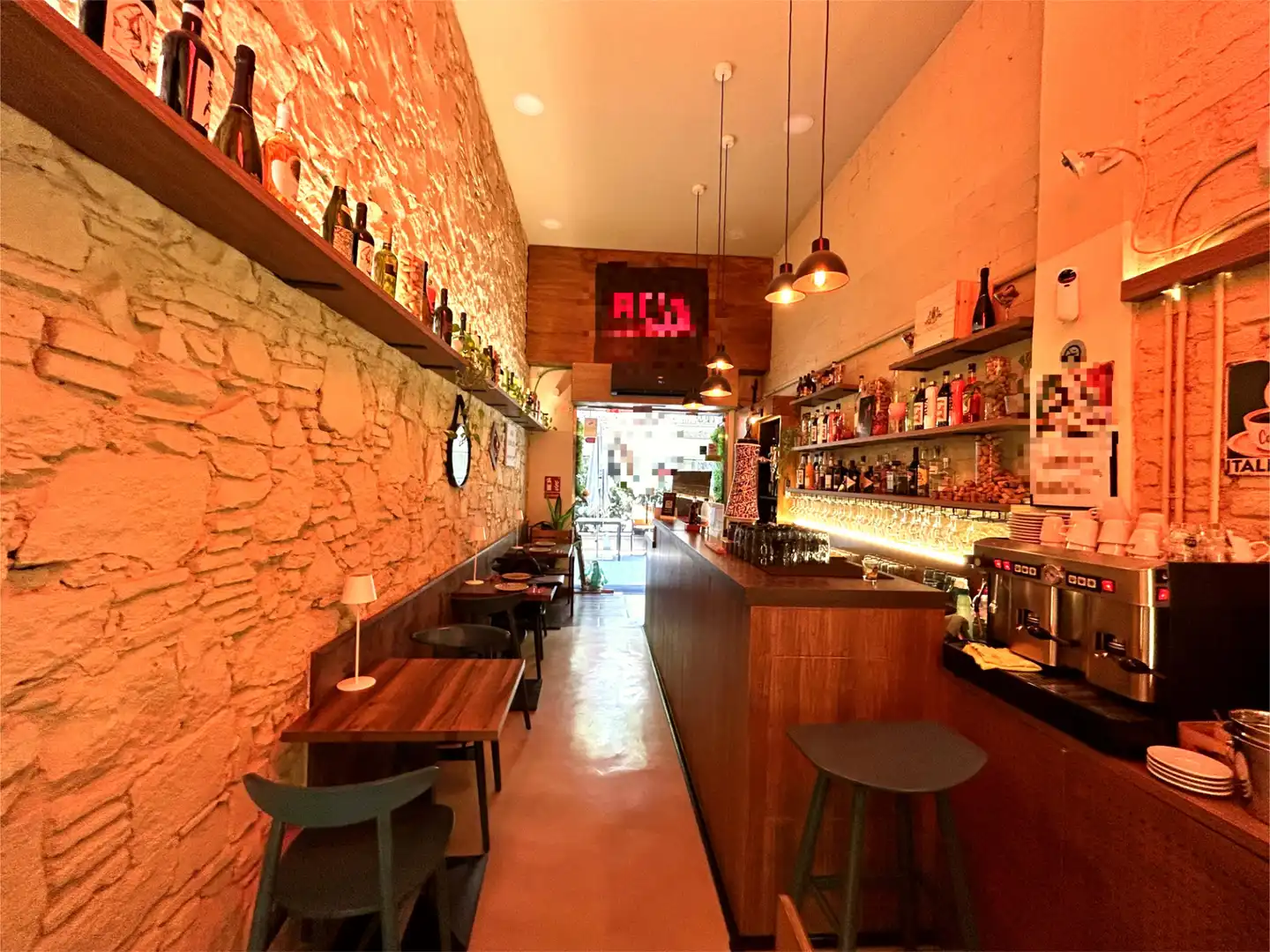 Local comercial en traspàs a Carrer d'Aribau, imagen 4
