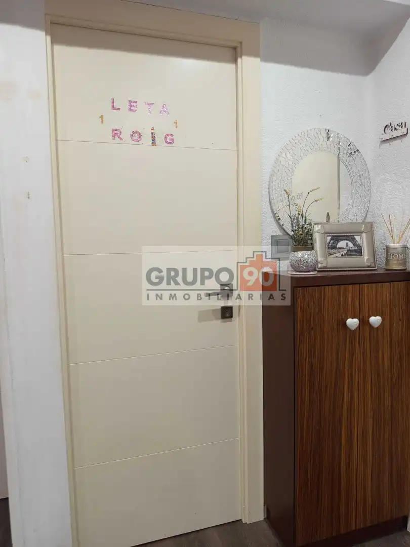 Habitación de Piso en venta en Valencia con Aire acondicionado y Balcón
