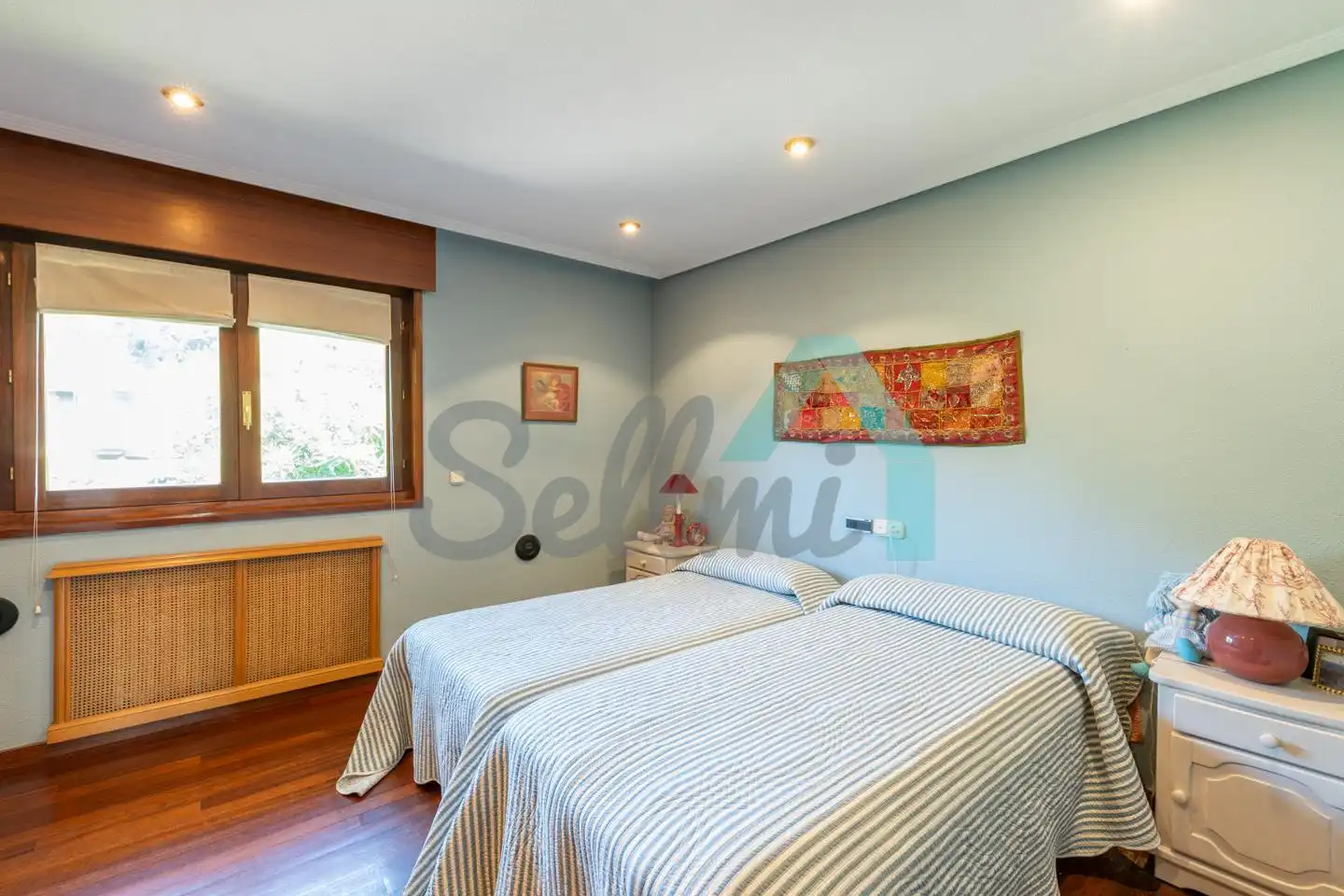 Bedroom of Detached homes for sale in Llanes  with Heating, Private garden and Parquet flooring