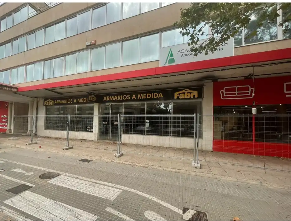 Local comercial en venda a Carrer Aragó