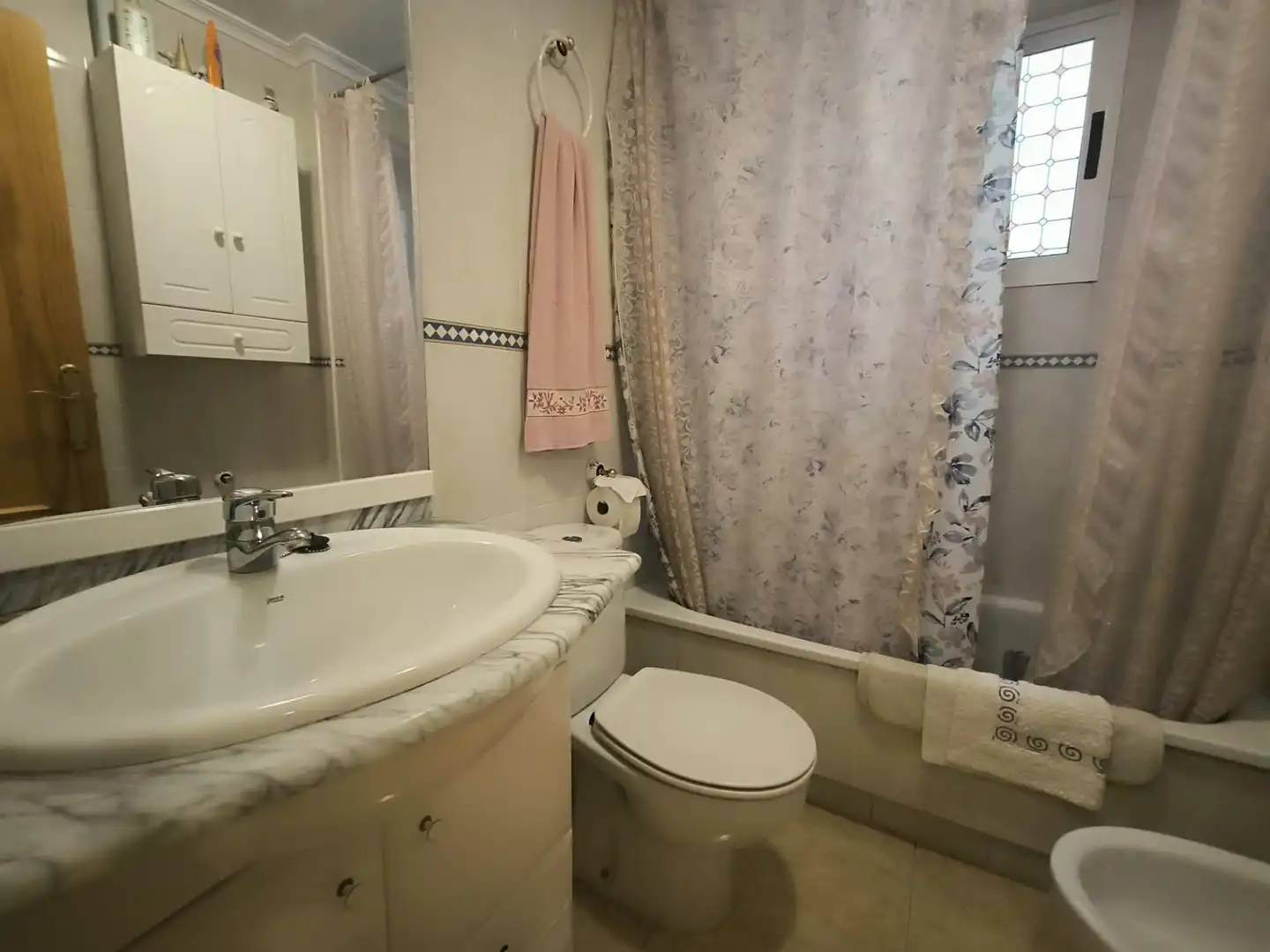 Bany de Apartament en venda en Torrevieja amb Aire condicionat i Balcó