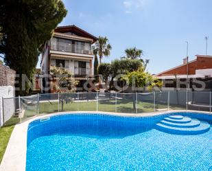 Exterior view of House or chalet for sale in Castelldefels  with Air Conditioner, Heating and Private garden