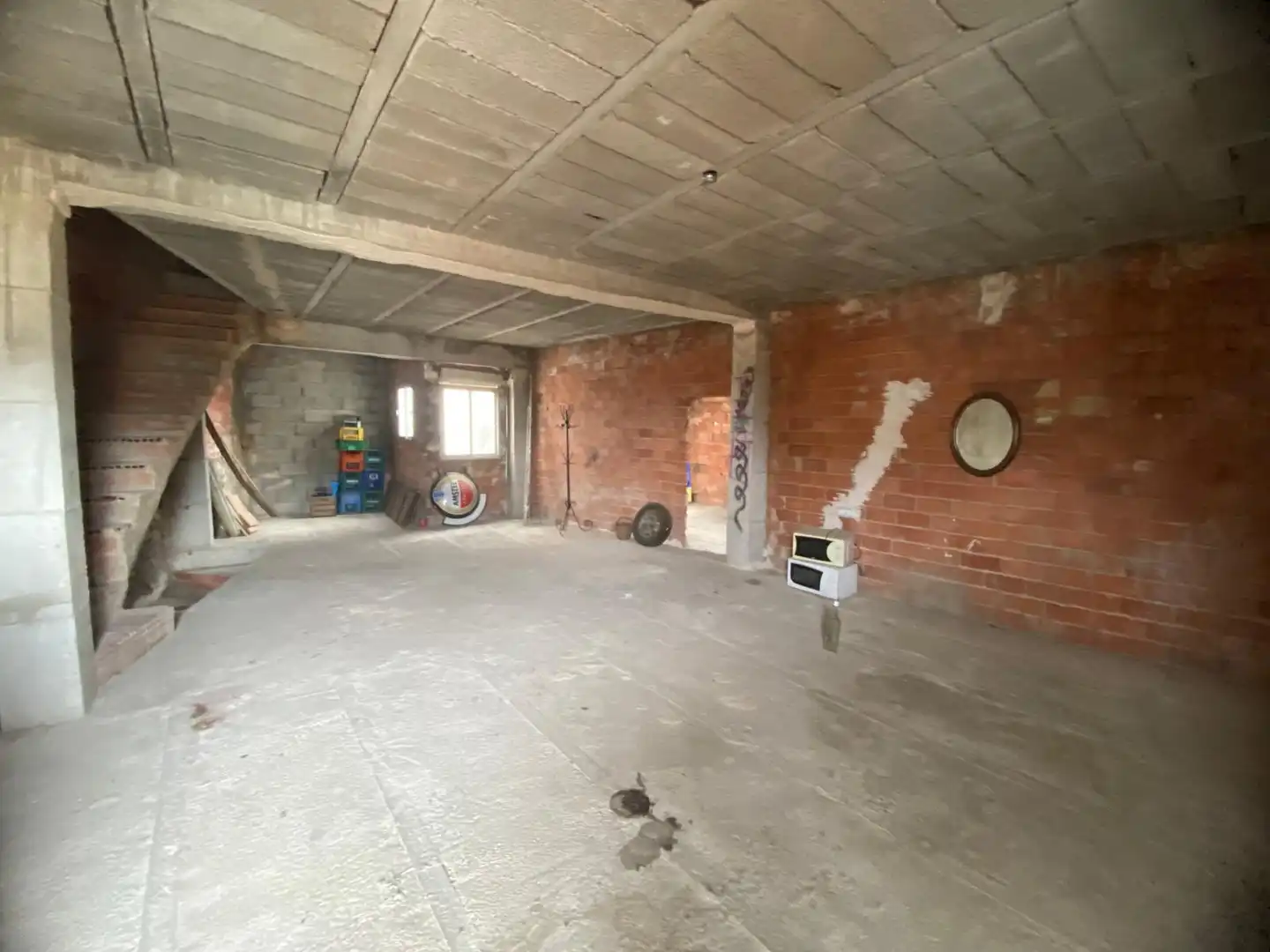 Buildings for sale in Pego