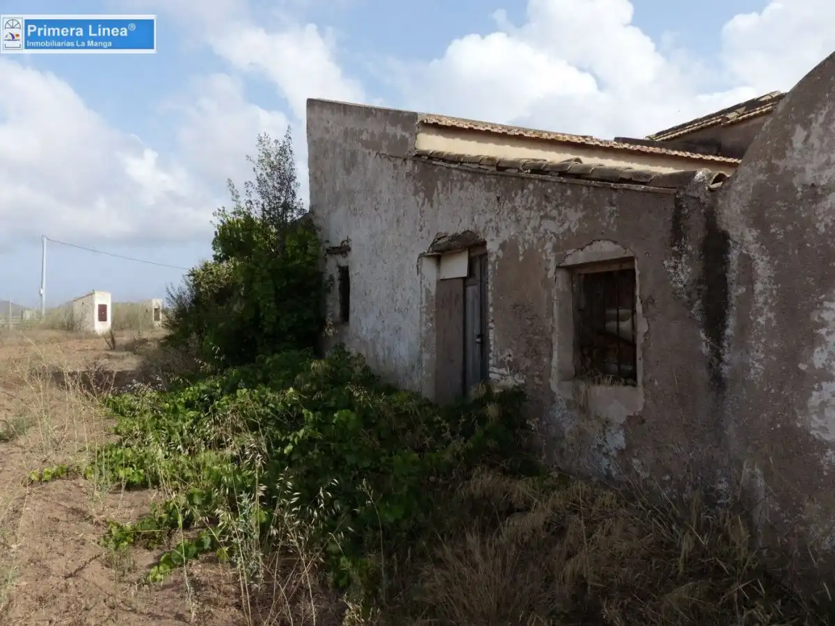 Vista exterior de Finca rústica en venda en Cartagena amb Jardí privat