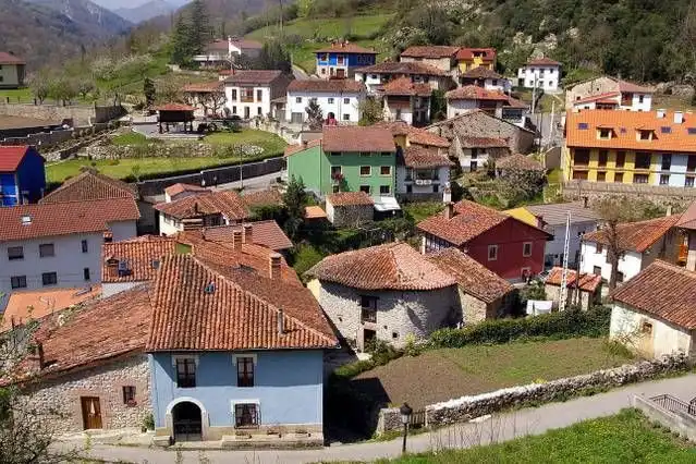 Houses for rent in Cabrales