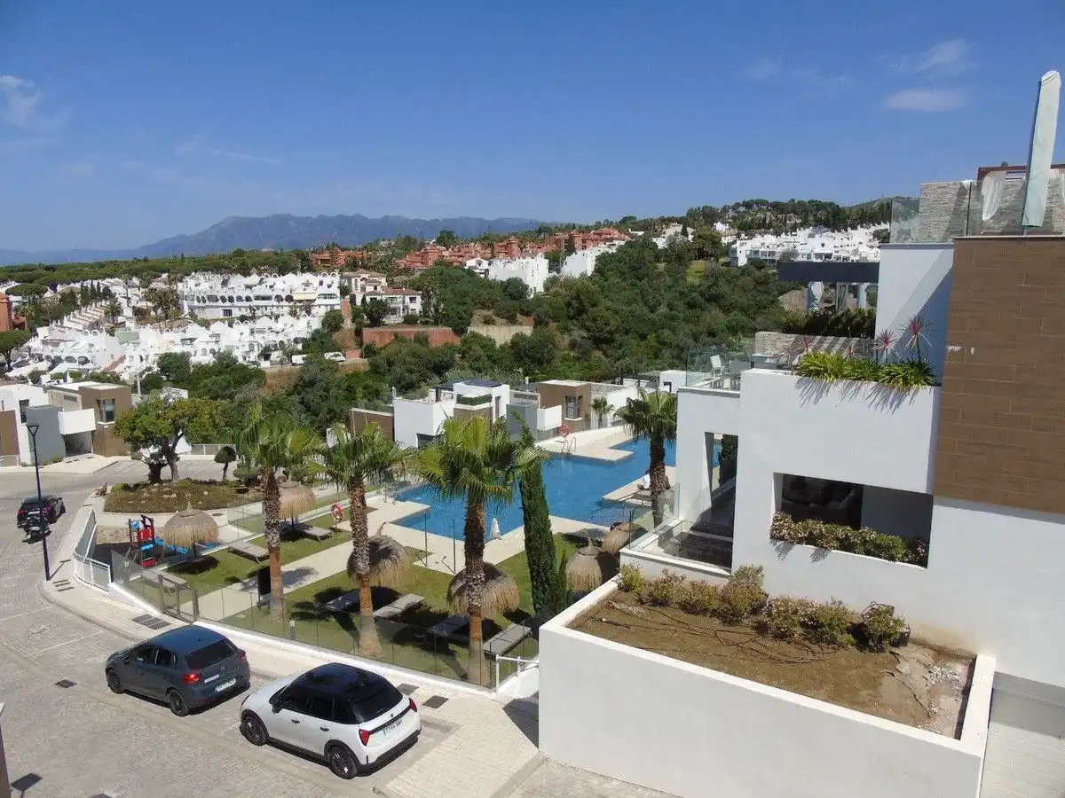 Ático con piscina en venta en Elviria - Cabopino