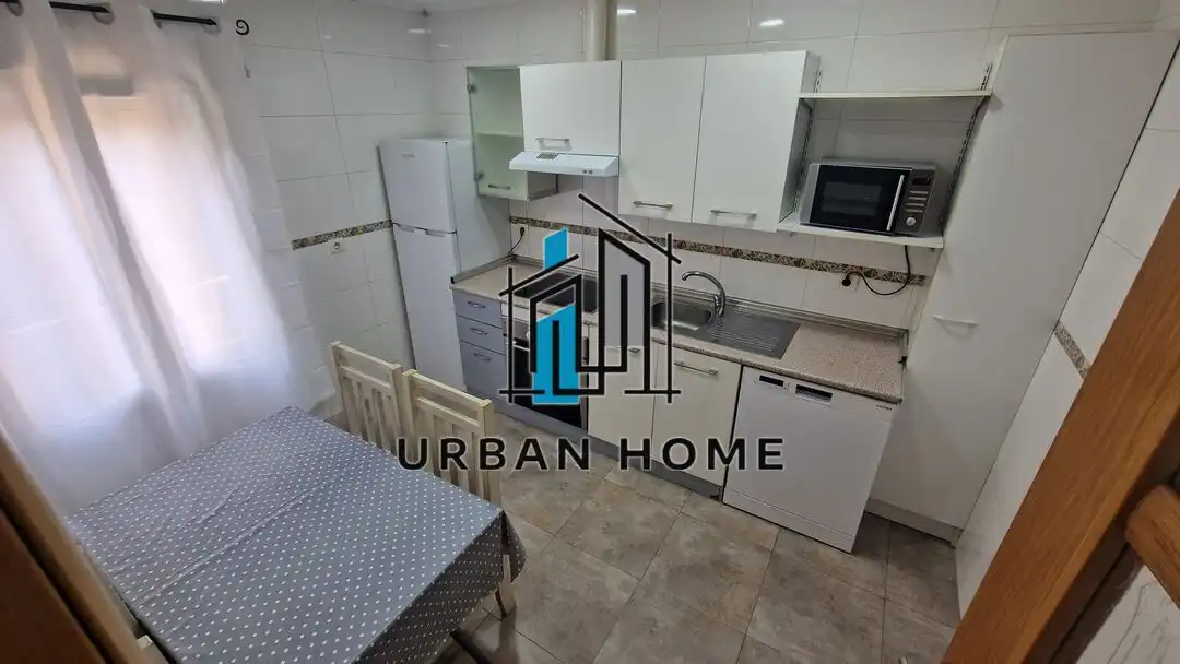Küche von Wohnung zur Miete in León Capital  mit Heizung