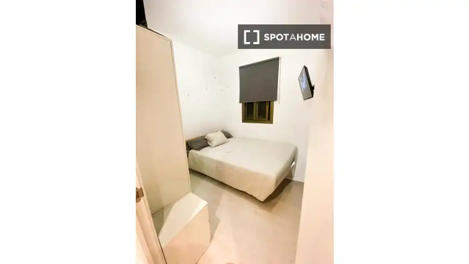 Habitació a El Poble Sec - Parc de Montjuïc