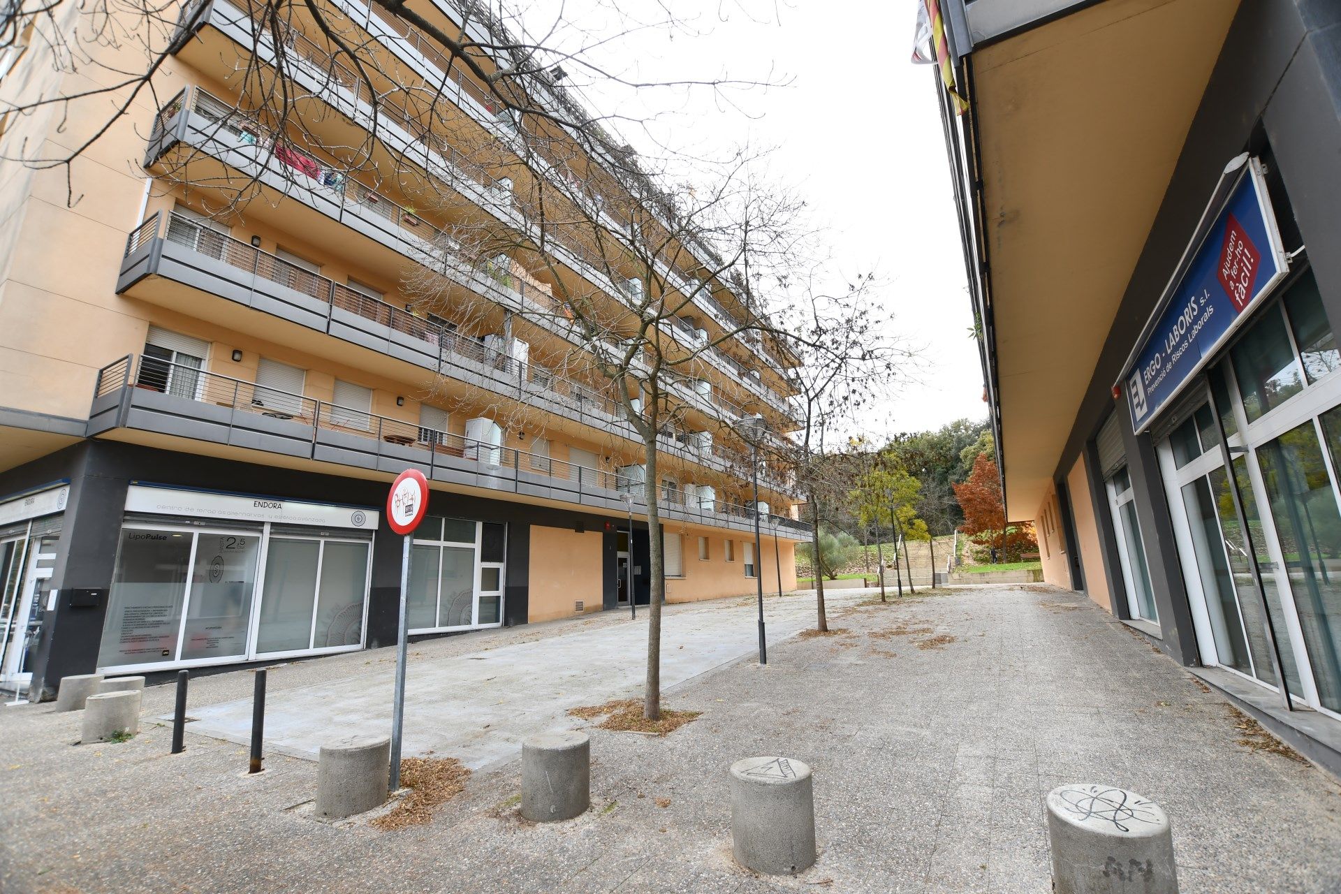 Piso de alquiler en Riera Buganto , Palau