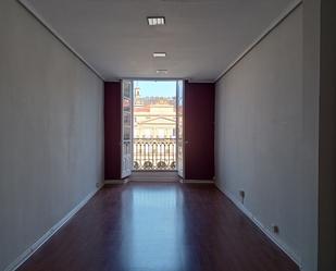 Bedroom of Office to rent in Bilbao   with Terrace