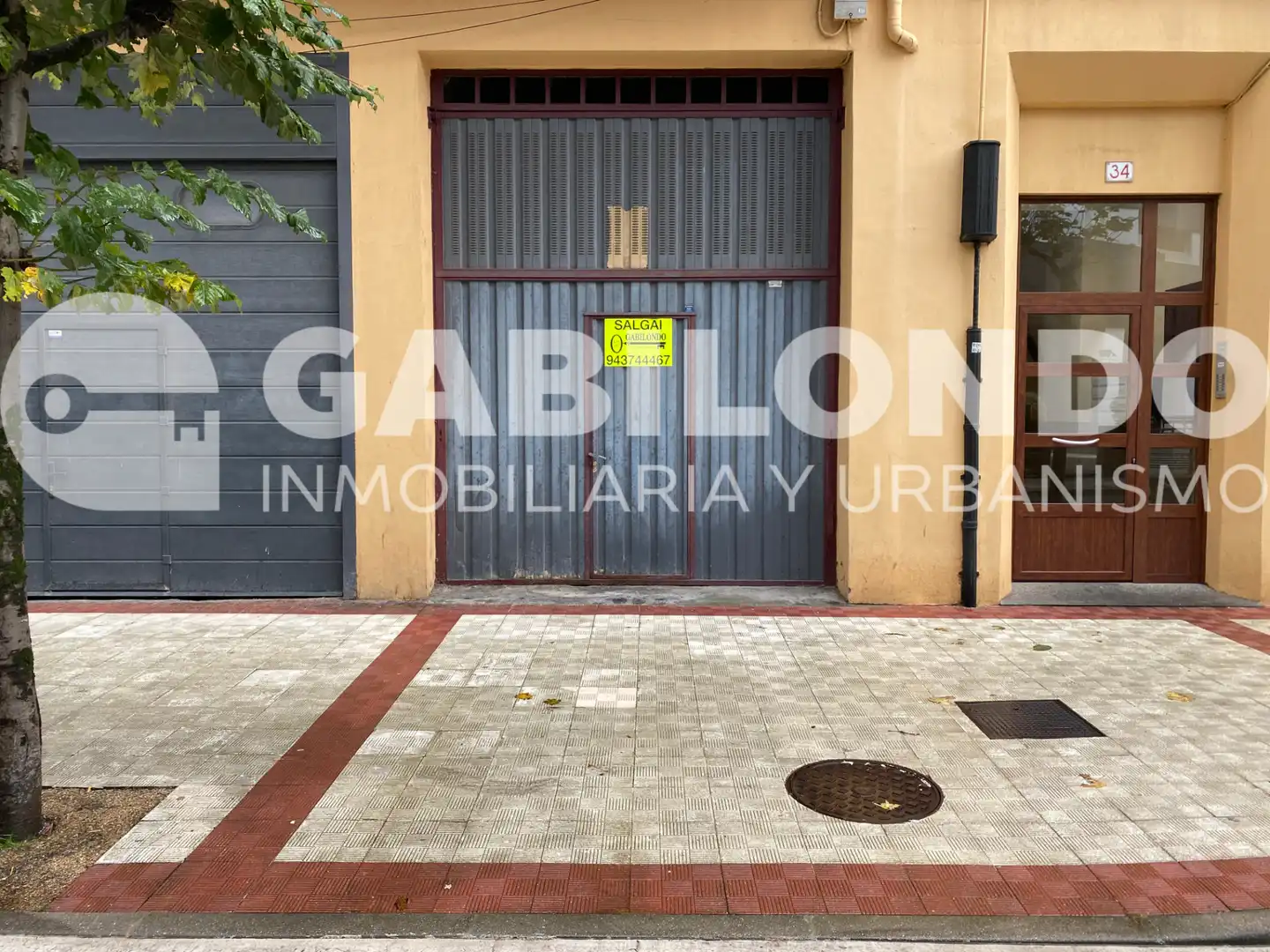Local comercial en venda a Santa Ana Kalea