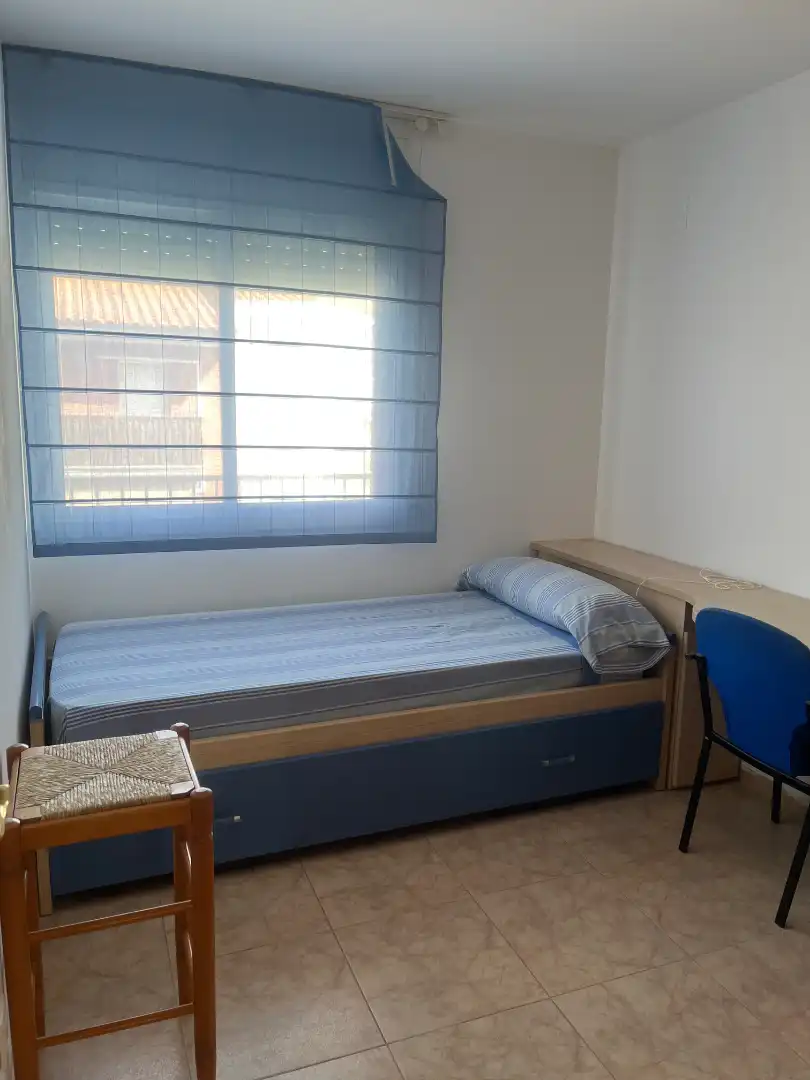 Habitación de Casa adosada en venta en Cambrils con Aire acondicionado, Terraza y Amueblado