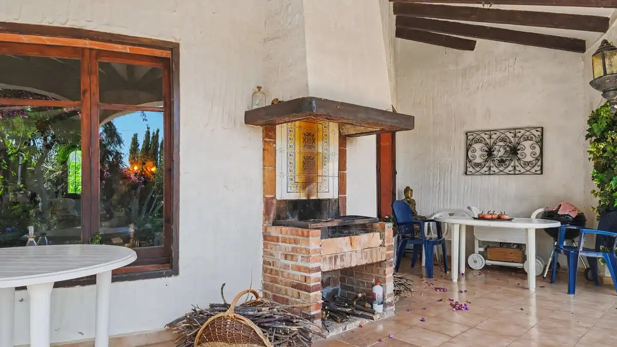Haus oder Chalet zum Verkauf in Dénia mit Heizung, Privatgarten und Terrasse