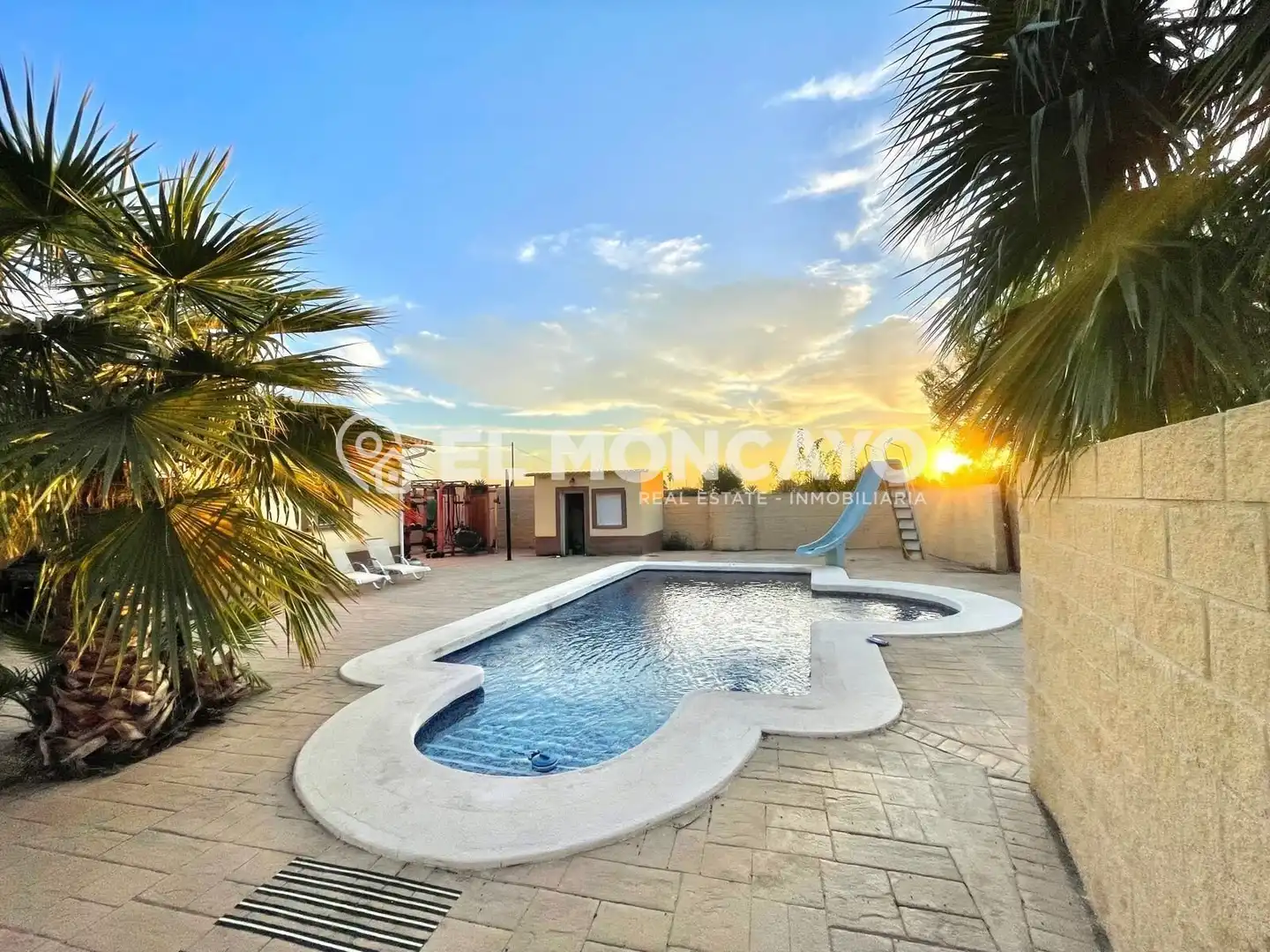 Casa con piscina en venta en Dolores, imagen 2