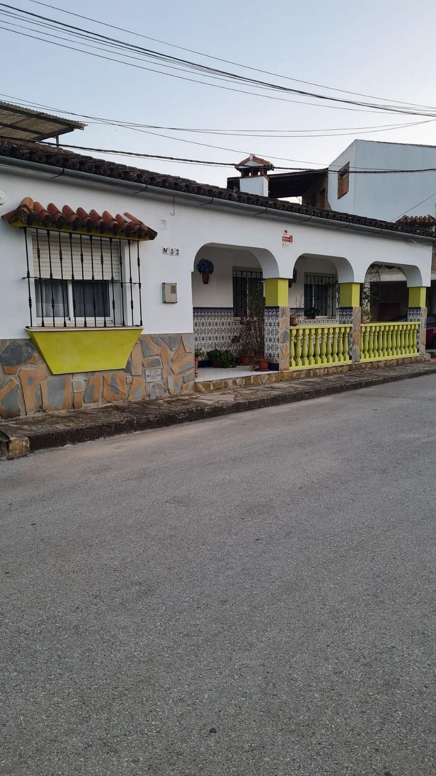 Vista exterior de Casa o chalet en venta en Cortes de la Frontera con Terraza