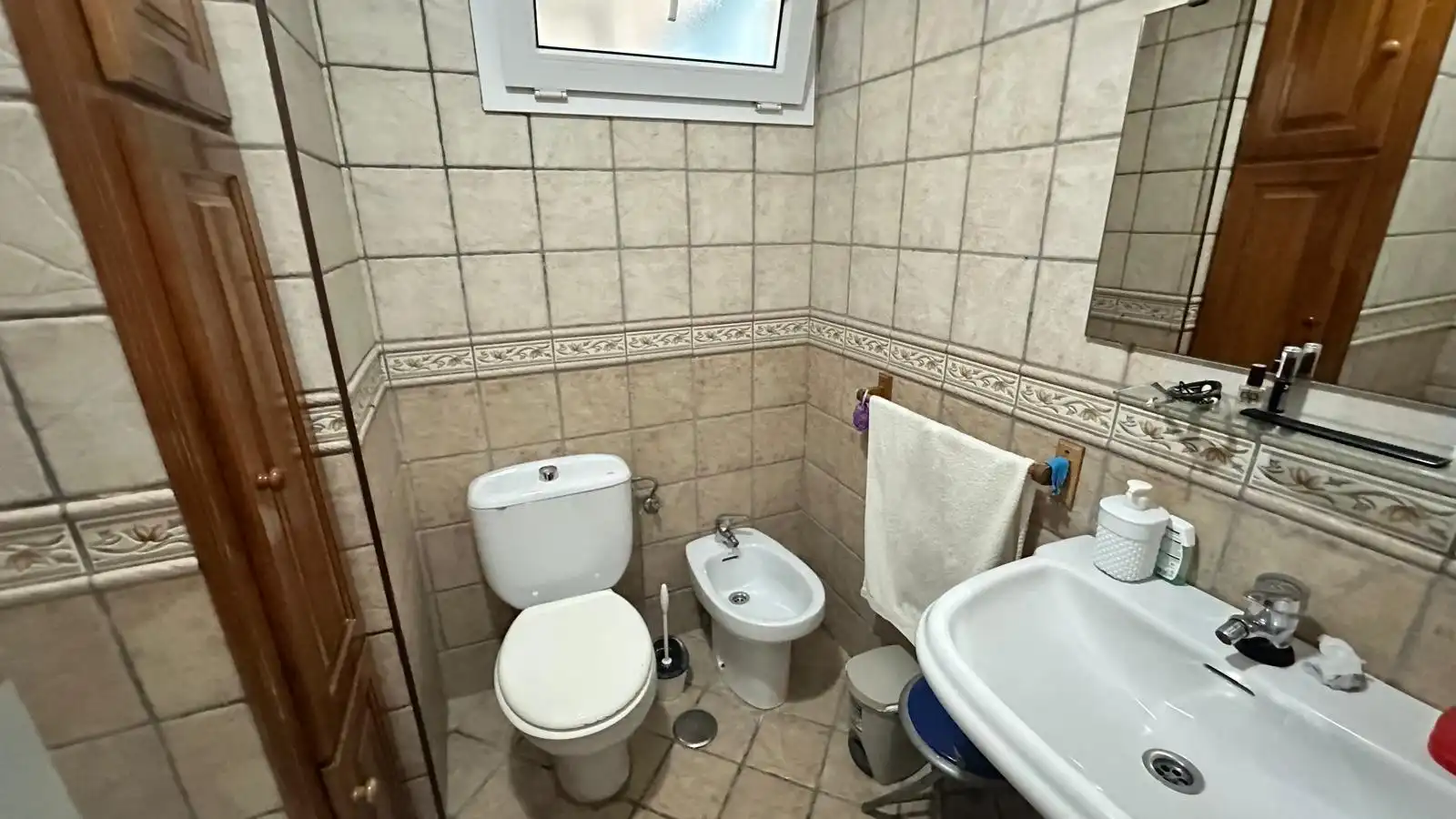 Bathroom of Flat for sale in La Línea de la Concepción  with Terrace and Balcony