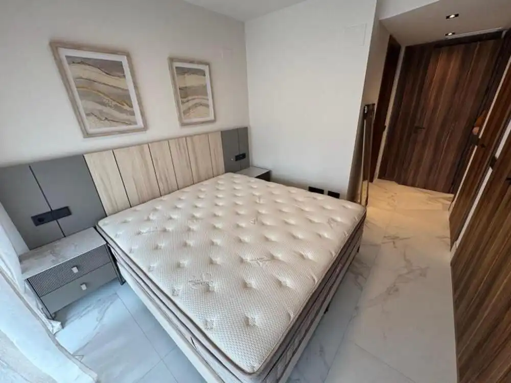 Habitación de Apartamento de alquiler en Marbella con Aire acondicionado, Terraza y Piscina
