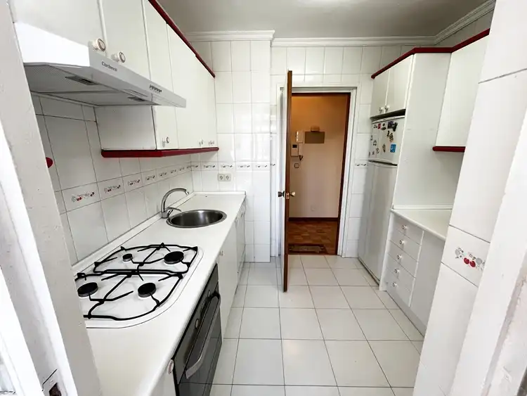 Kitchen of Flat for rent in Madrid  with Air Conditioner, Heating and Parquet flooring