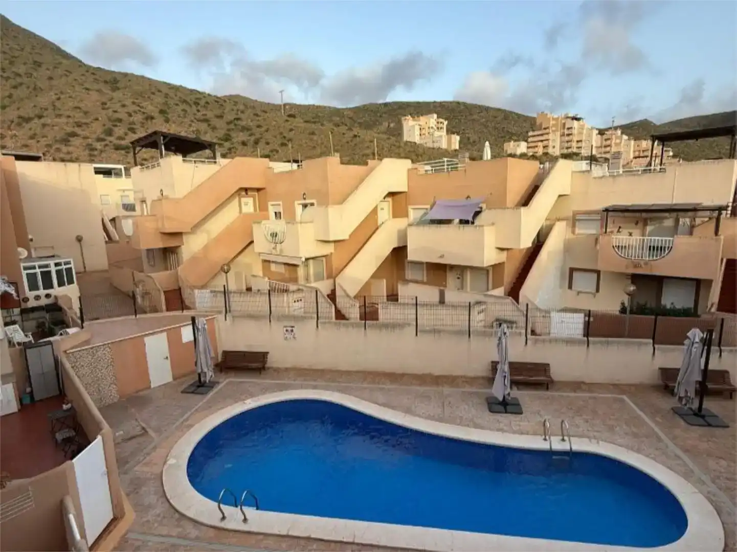 Vista exterior de Pis de lloguer en Cartagena amb Aire condicionat, Piscina i Moblat