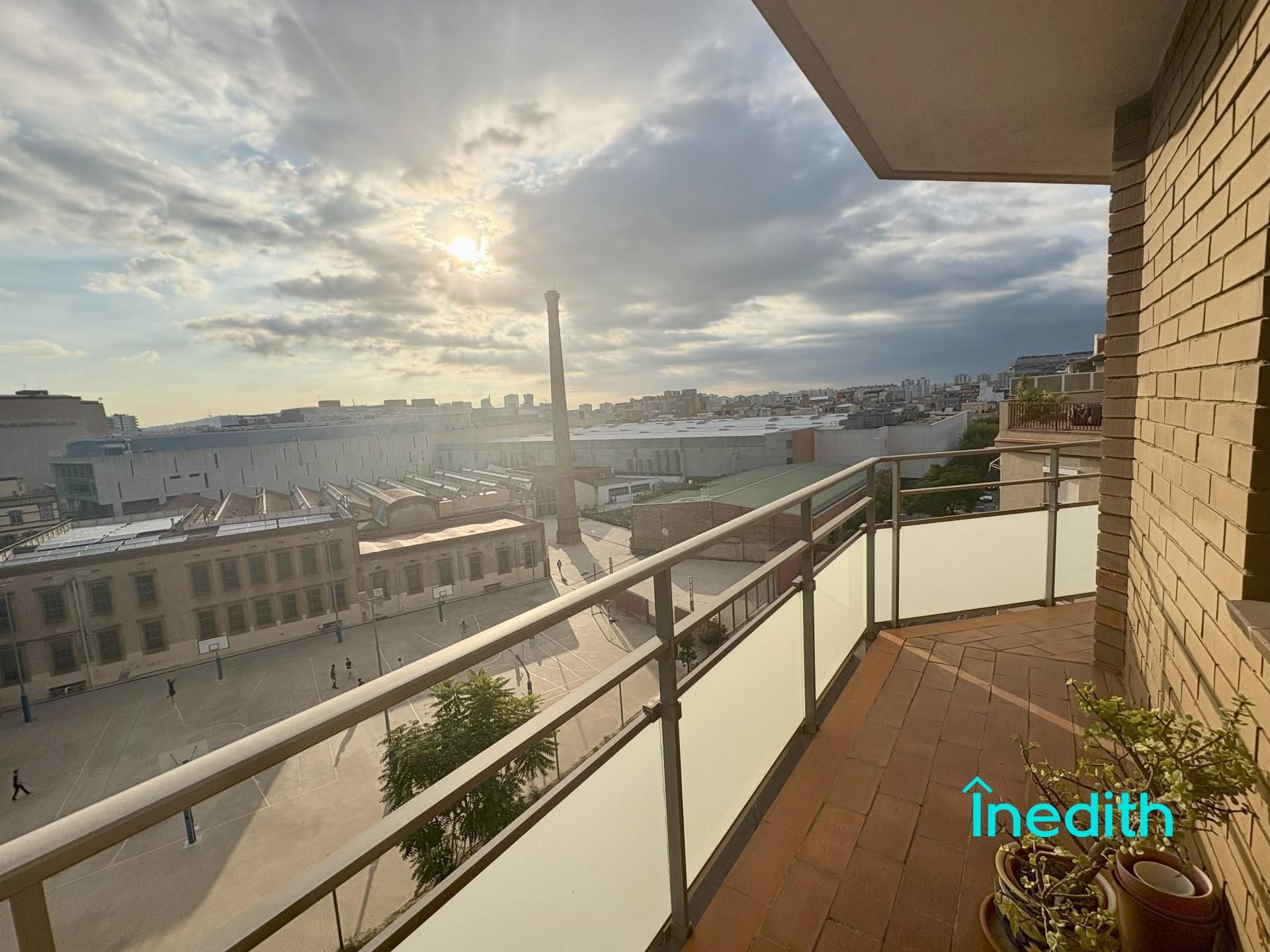 Flat for sale in Calle del Bruc, Centre
