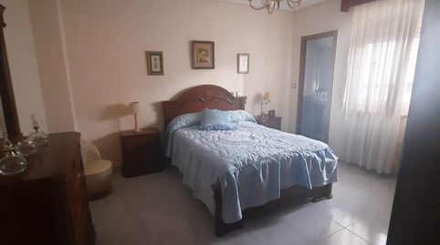 SE VENDEN 2 GRANDES PISOS CON ASCENSOR, JUNTO CON GRAN COCHERA, image 4